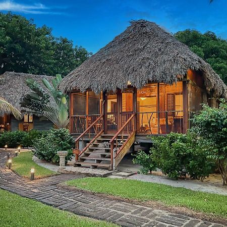 Turtle Inn By Francis Ford Coppola Placencia ภายนอก รูปภาพ